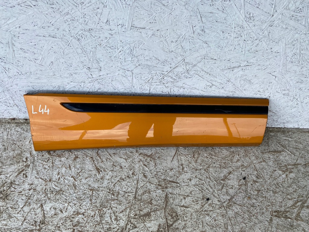 фото №1, Audi q8 4m8 молдинг двері лівий задня