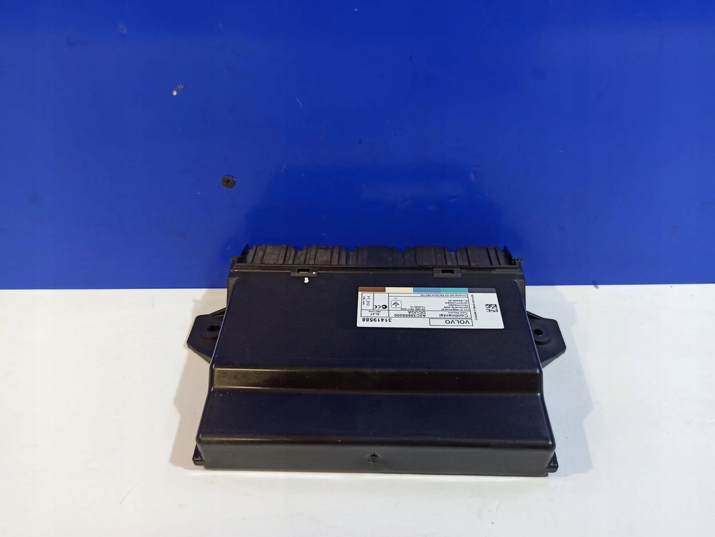 фото №1, Volvo v60 2017 блоки управління