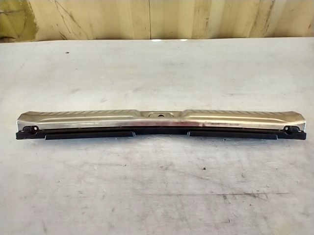 фото №8, Hyundai i40 kombi захист поперечина заднього поріг багажника задня 85770-3z000