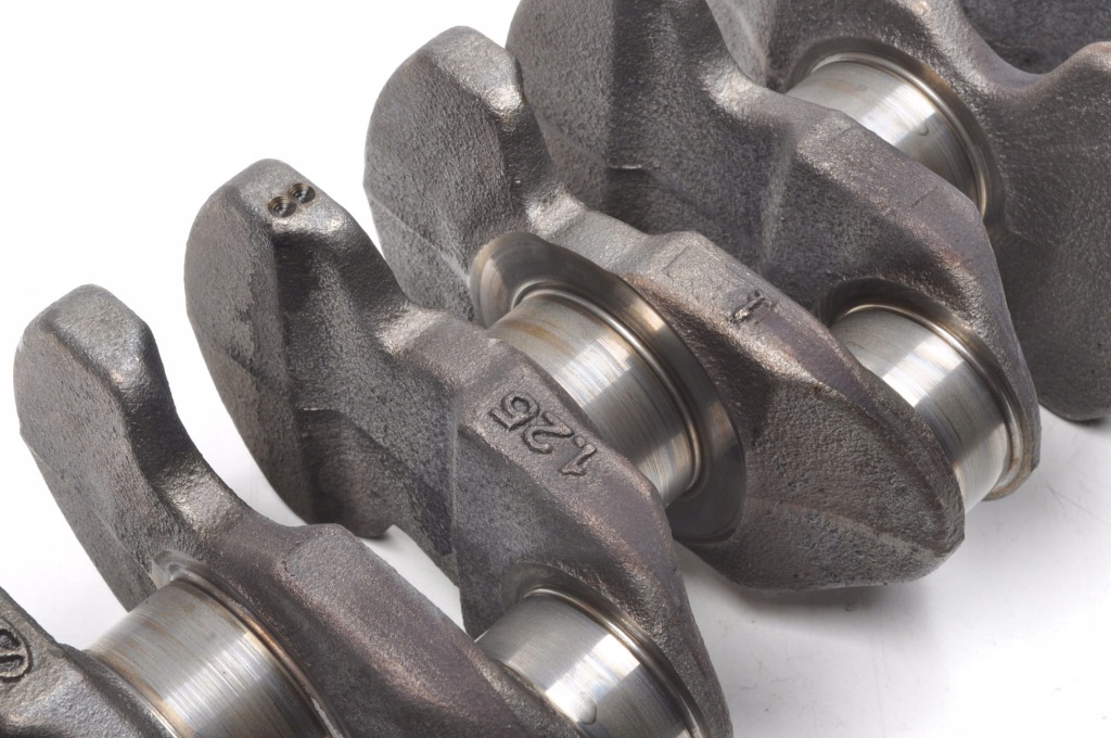 Hyundai i20 wał колінчастий c23a Недорого