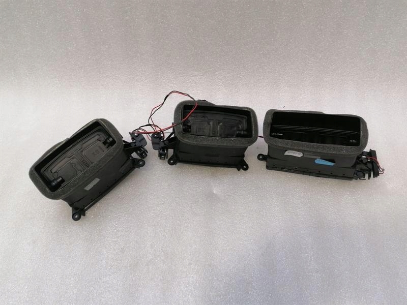 Maserati quattroporte vi m156 air vent set 673001090 nozzle решітка Недорого