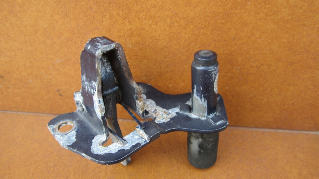 Купити Mercedes w124 замок відкривання капот передньої e