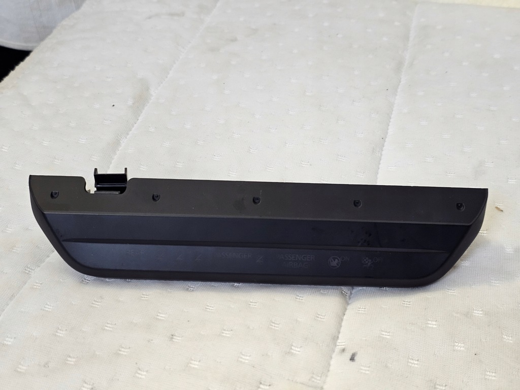 фото №1, Дисплей панель переключатель консоли замки ремней mazda 3 bp iv