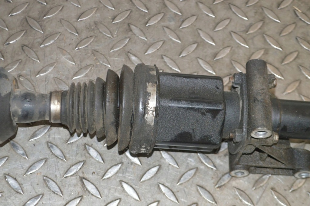 фото №3, Alfa romeo 159 2007 правая сторона приводной вал передняя