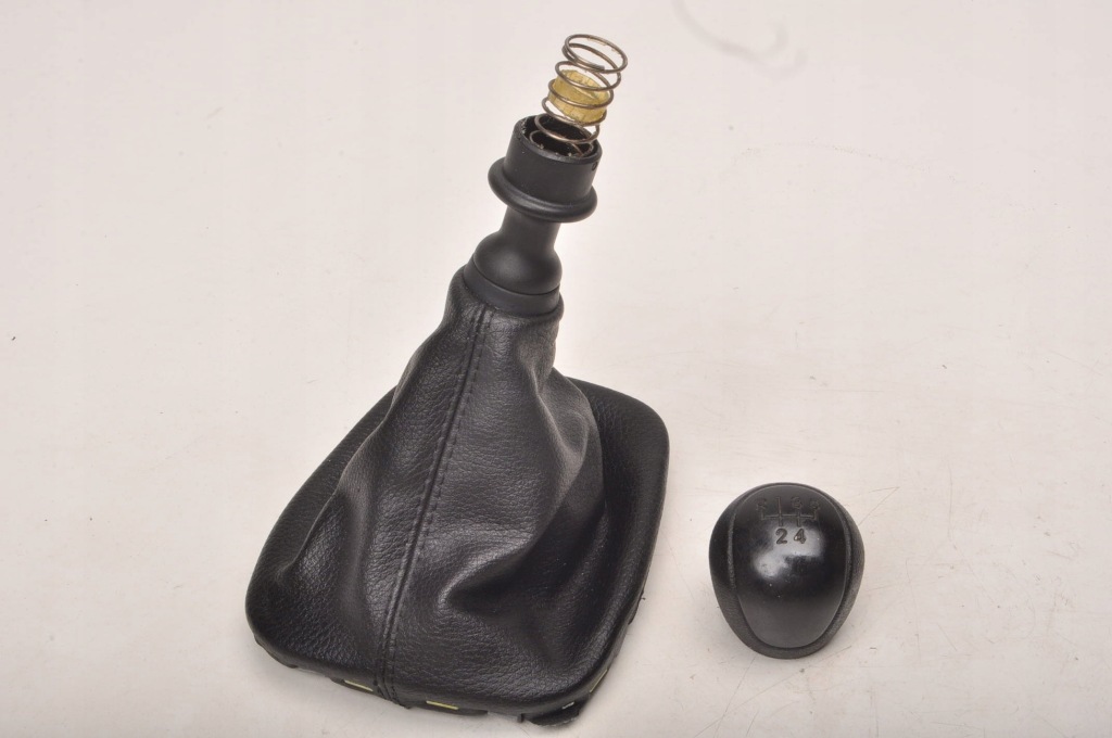 фото №1, Hyundai i30 i ручка чохол перемикання передач