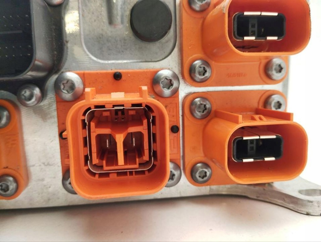 фото №10, Porsche panamera 971 2018 преобразователи