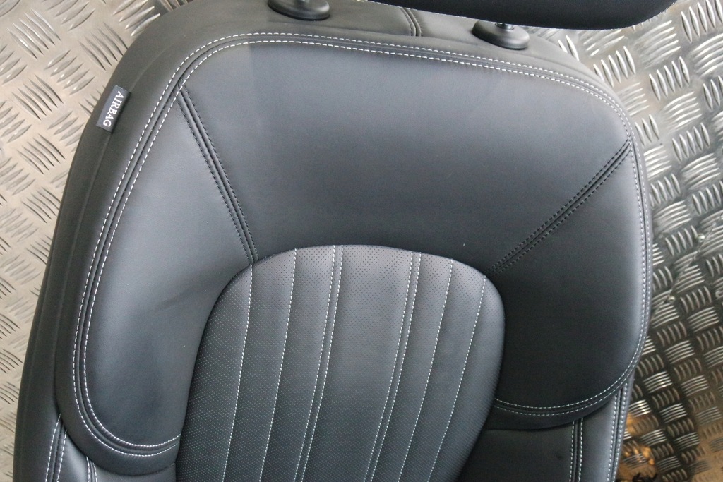 фото №9, Сидіння шкіра заднє сидіння обшивки maserati levante f161