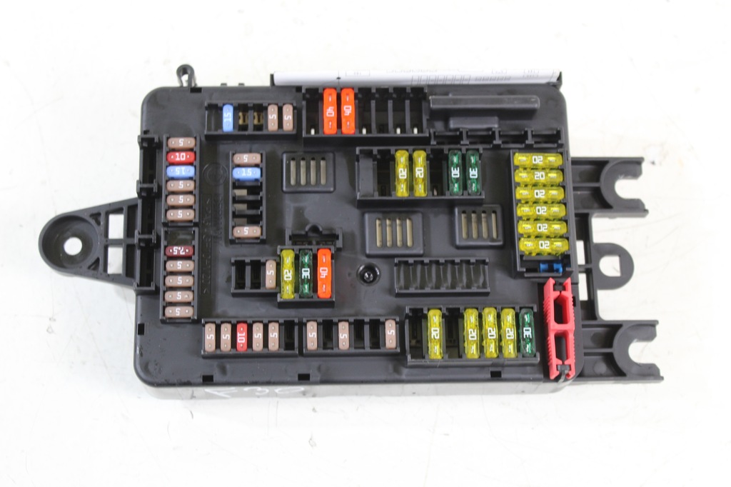 фото №1, Коробка запобіжників bmw f30 9228158