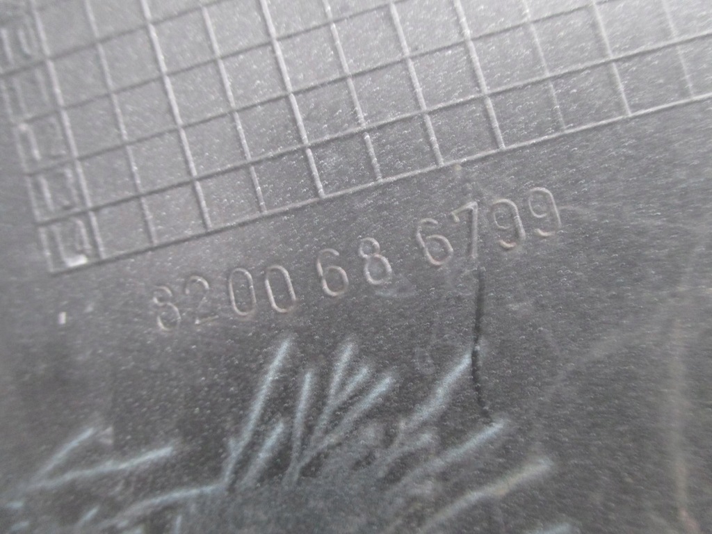 Купить Renault clio 3 2005-2009 бампер задний 8200686799