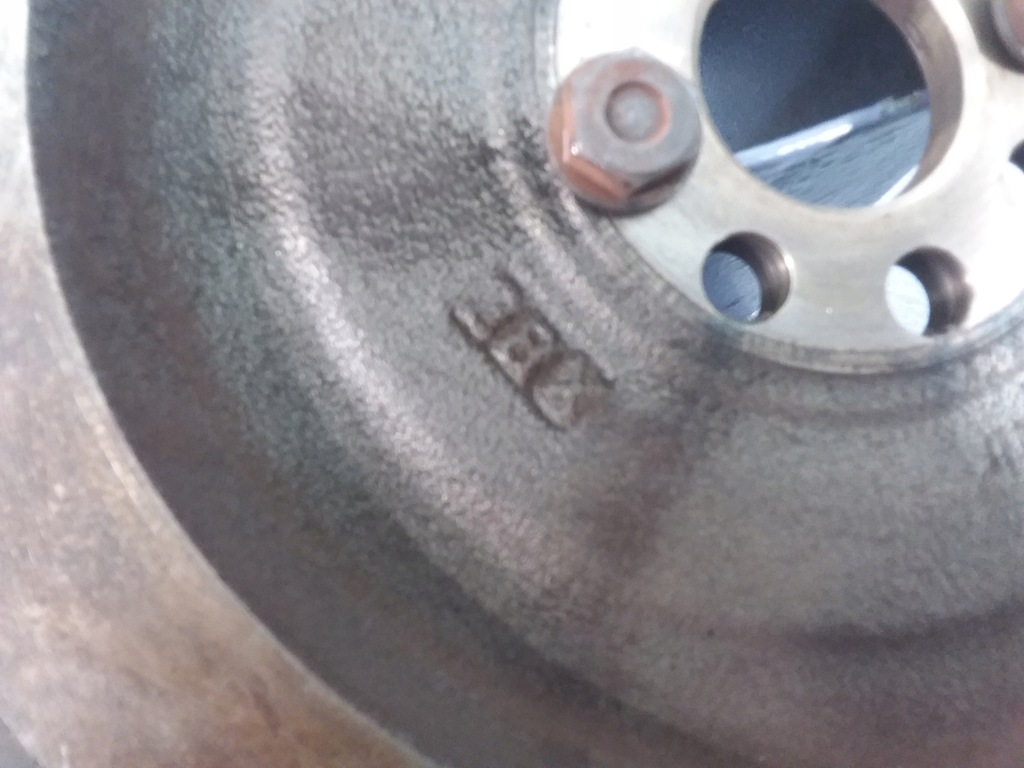 фото №4, Corolla e12 2.0 d4d 1cd жёсткий колесо маховик