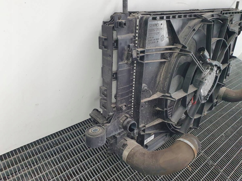 Купить Комплект радиатор радиатор воды кондиционера вентилятор вентилятор volvo xc40