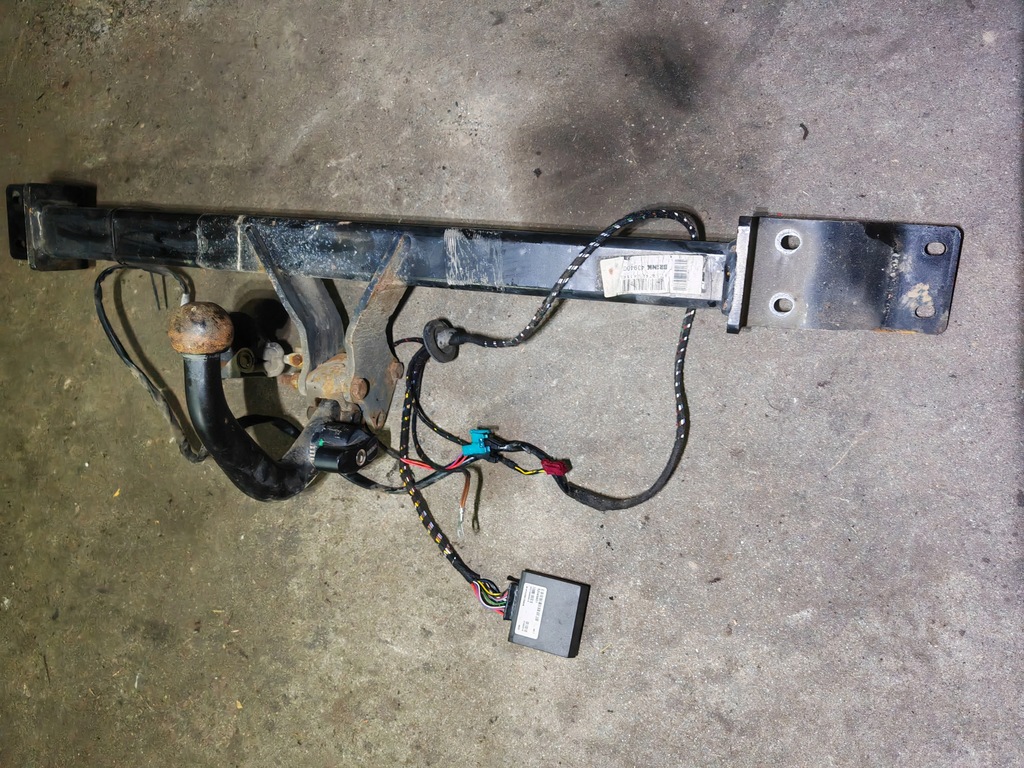 фото №11, Hak буксировочный жгут модуль mercedes w211 e klasa kombi lift 4349 tm005