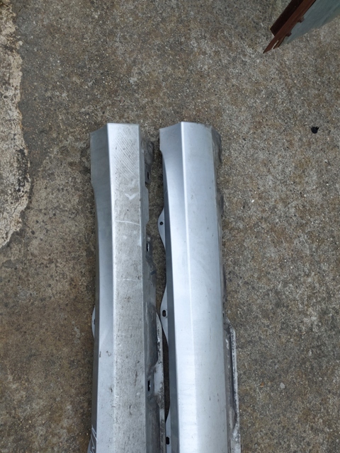 фото №2, Mercedes r w251 молдинг порог правая , левая