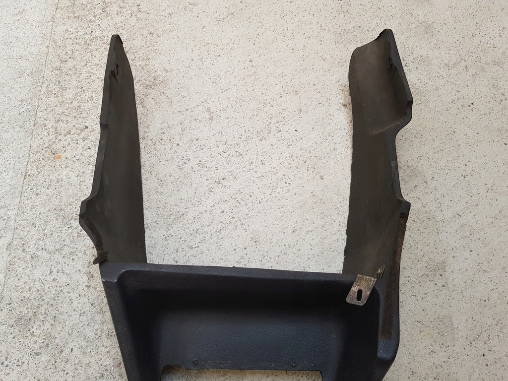 фото №7, Туннель средний приборная панель оригинал 2 250 006 bmw e30 europa