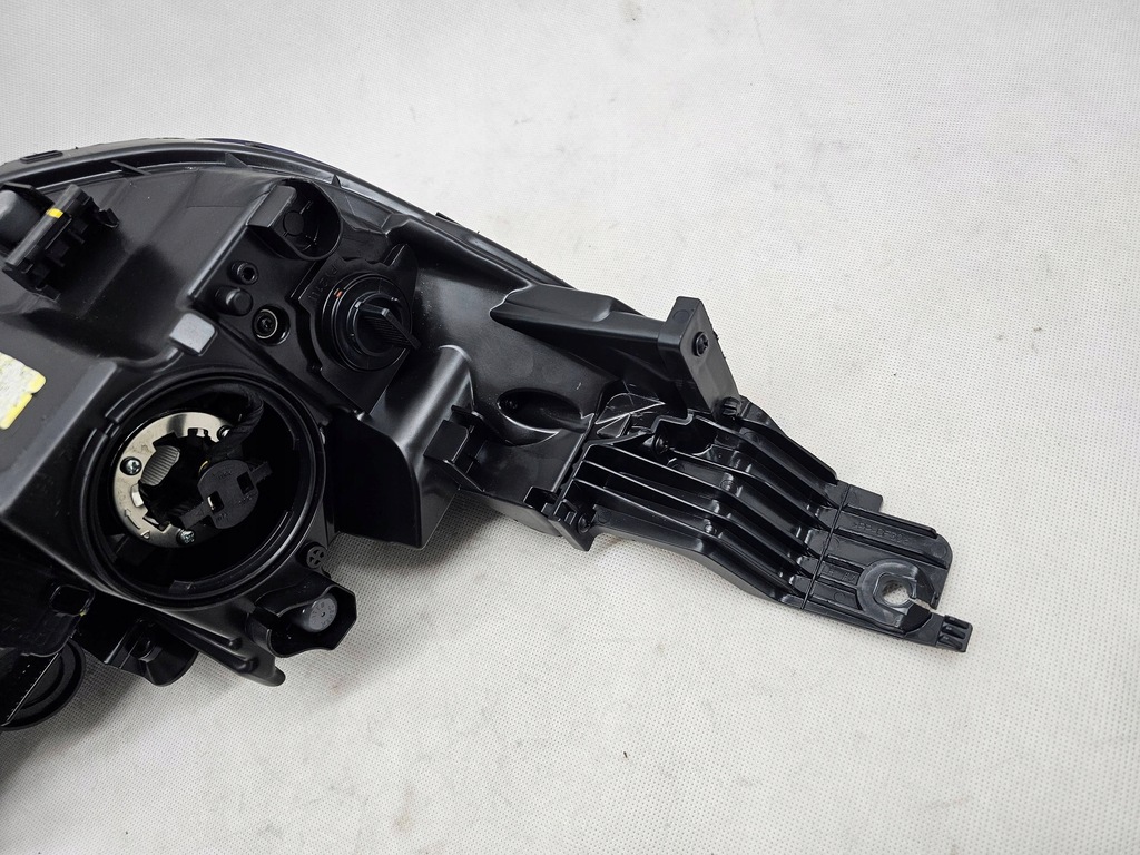 фото №13, Ssang yong tivoli 2019 лампа перед ліва лінза led zgm92-101070