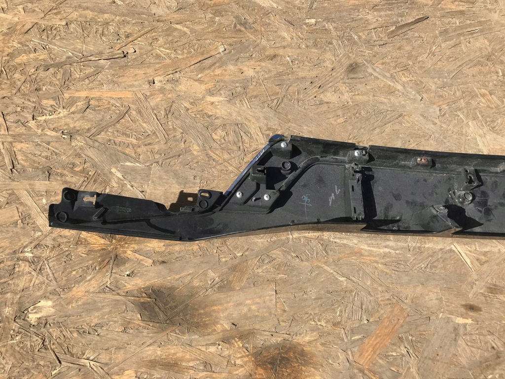 фото №7, Накладка кришки mitsubishi outlander iii lift