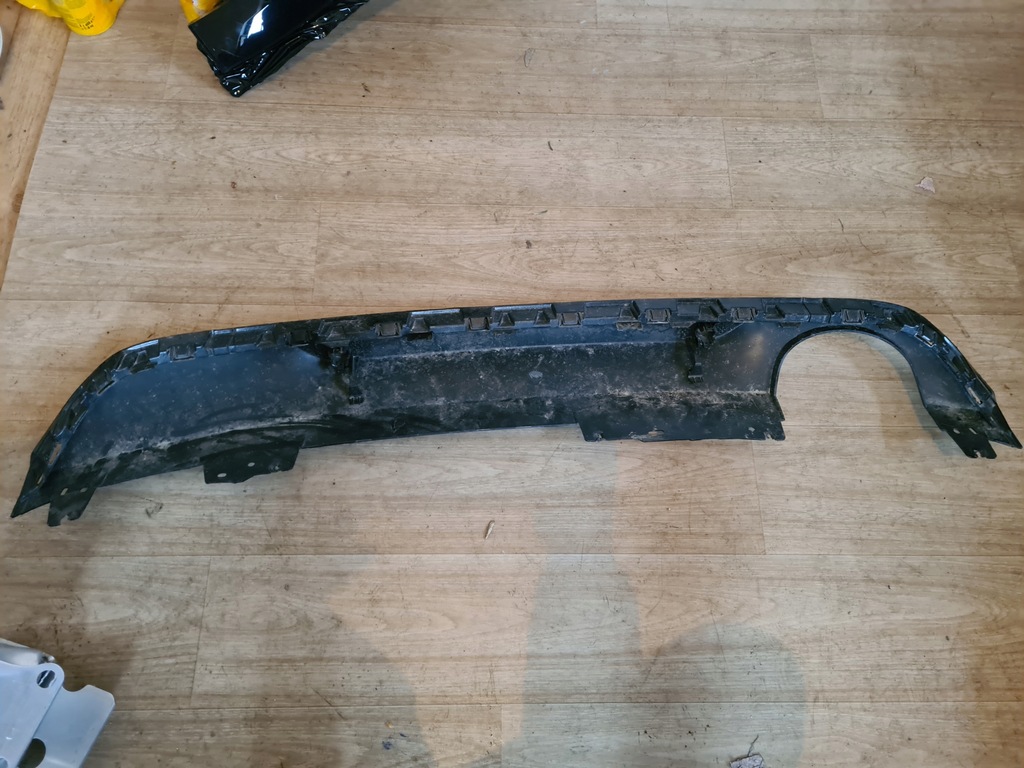 фото №8, Renault megane iv gt kombi дифузор спойлер заднього бампера 850189306r