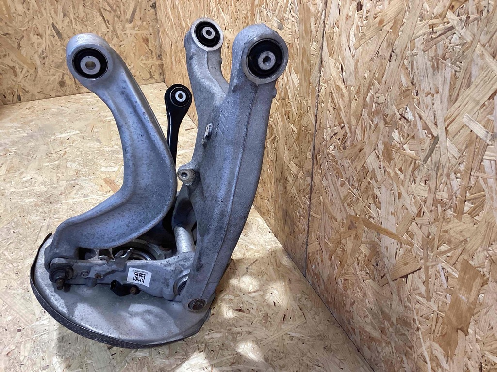 фото №12, Поворотний кулак підвіска заднього ліва porsche macan 95b505431by 8r0505435c