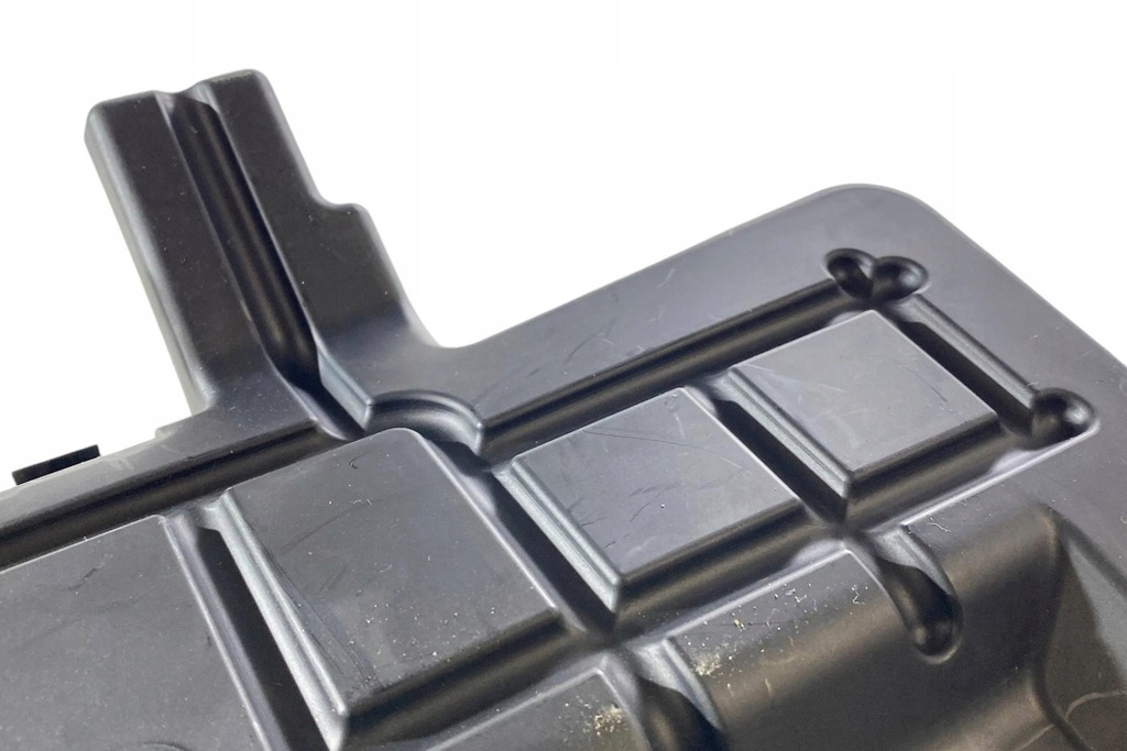 фото №8, Нижня молдинг декоративна панелі приладової панелі mazda cx-3 dk k3006 2.0l бензиновий