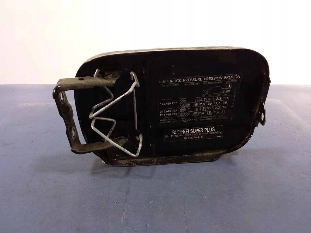 Mercedes a w169 крышка заливной топлива 191 Оригинал