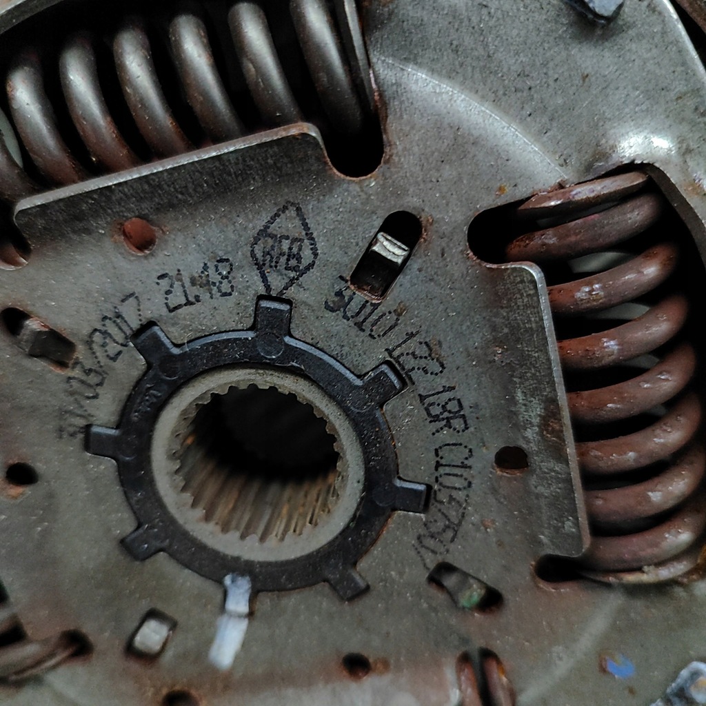 фото №10, Dacia sandero 2017 сцепление / комплект