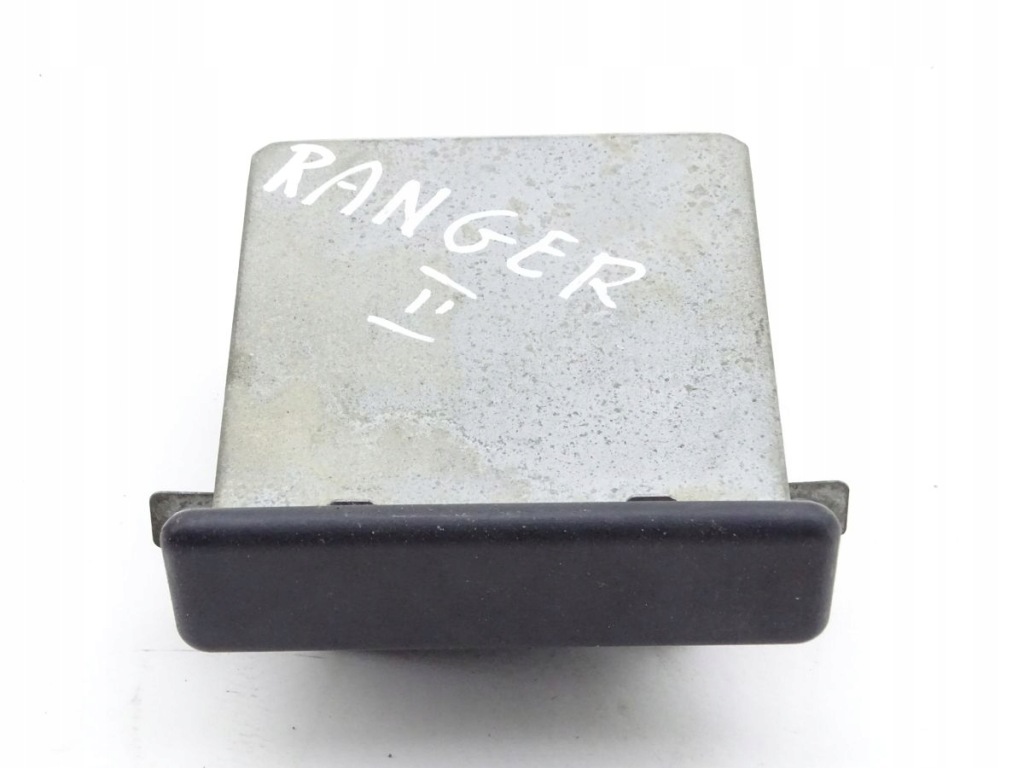 фото №3, Ford ranger ii mazda b2500 98-06 попільничка