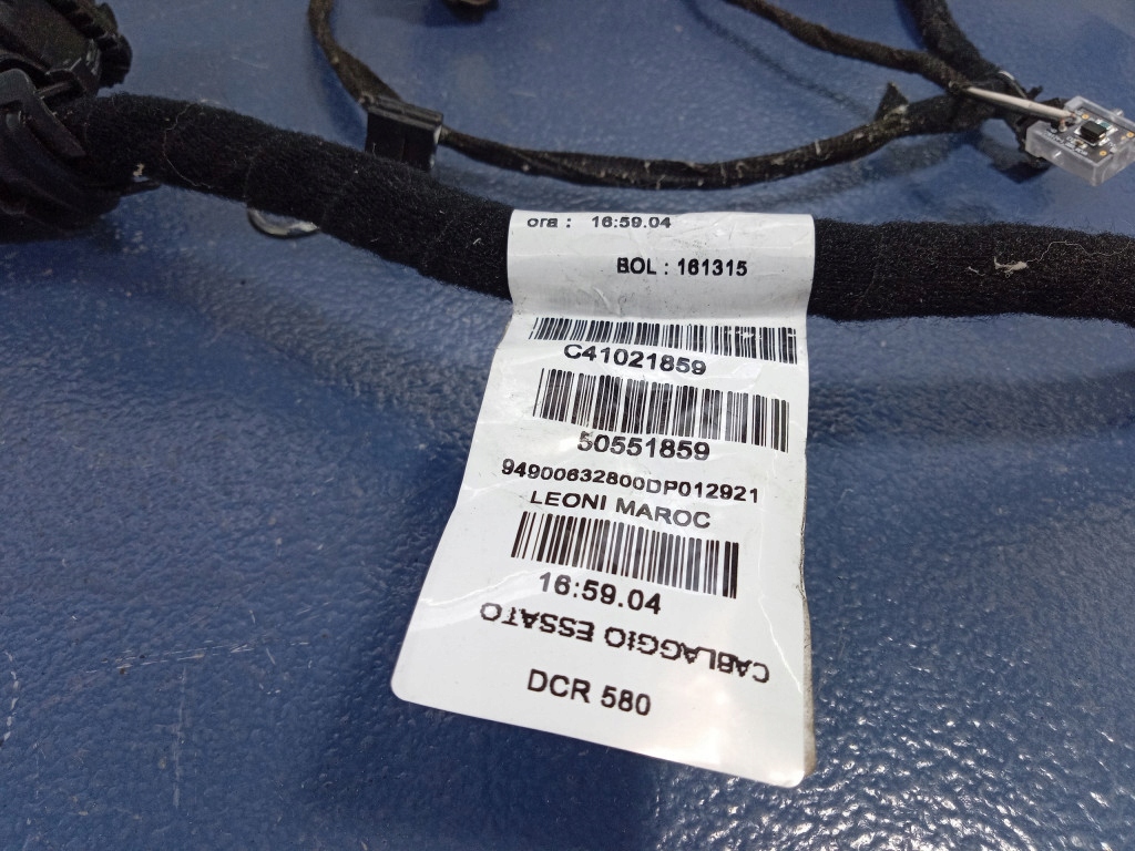 фото №4, Alfa romeo stelvio qv джгут двері перед przwe