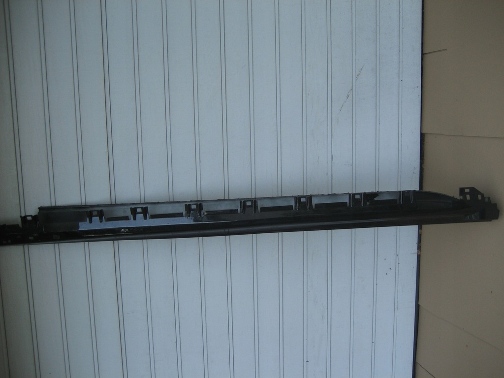 фото №2, Porsche taycan молдинг порог правая techart