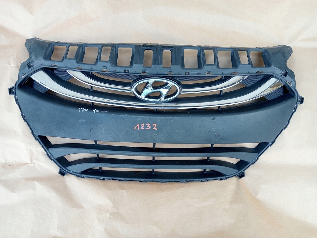 фото №1, Решітка радіатора решітка радіатора бампера hyundai i30 ii 86351a6010