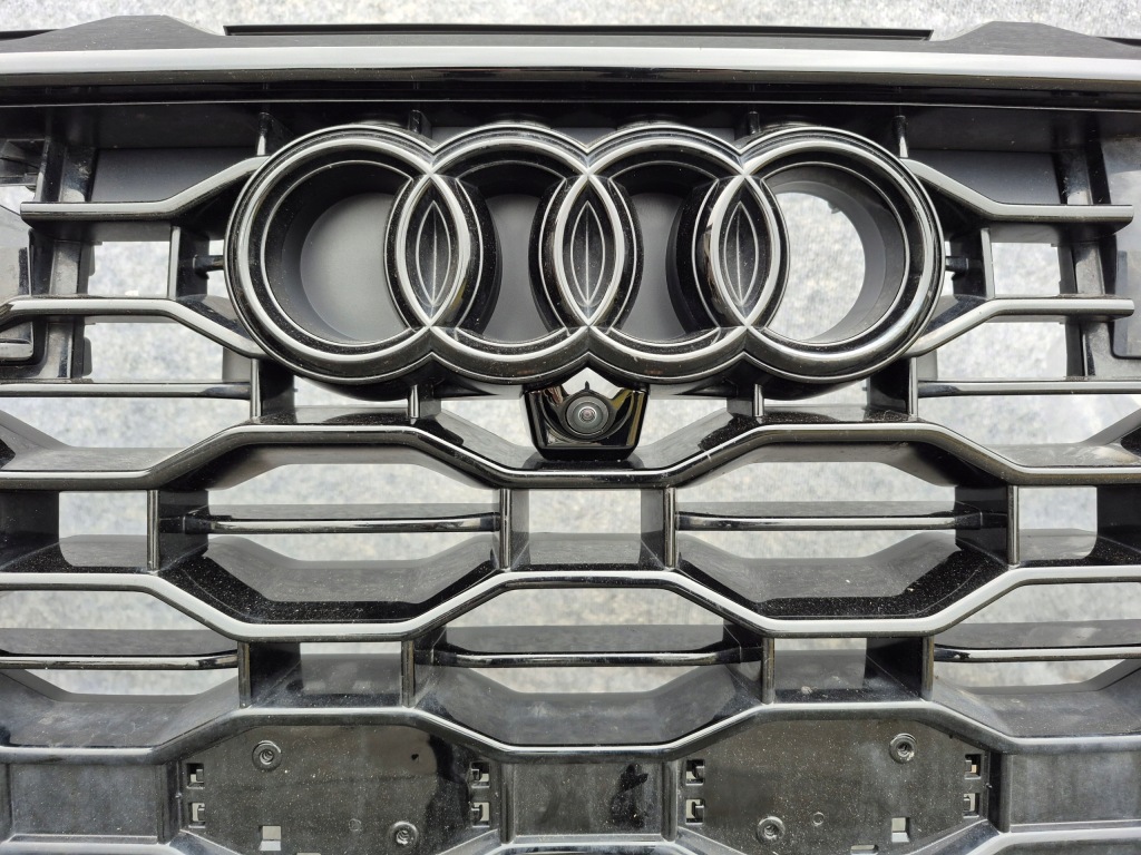 фото №8, Audi rsq8 q8 rs бампер перед оригинал 6x pdc камера