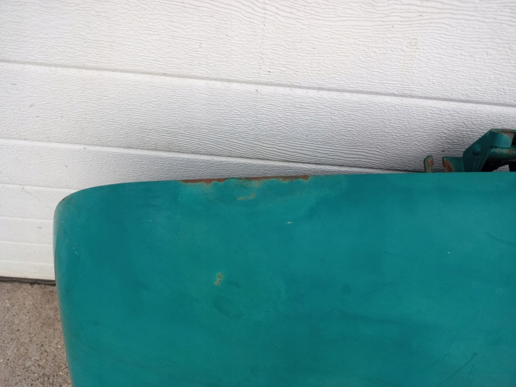 Капот передняя крышка багажника fiat 126p maluch el в Украине