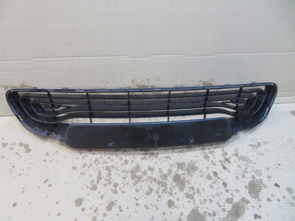 фото №1, Решётка средняя w бампер перед renault zoe 1119778x