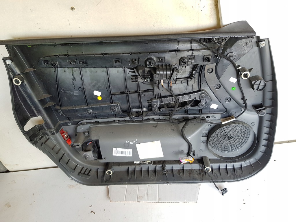 фото №5, Оббивка двері правий перед seat exeo