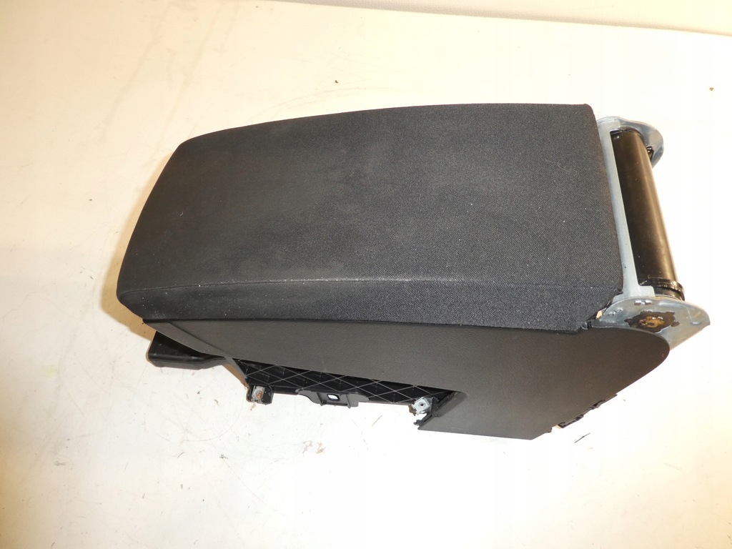 фото №1, Подлокотник vw passat b7