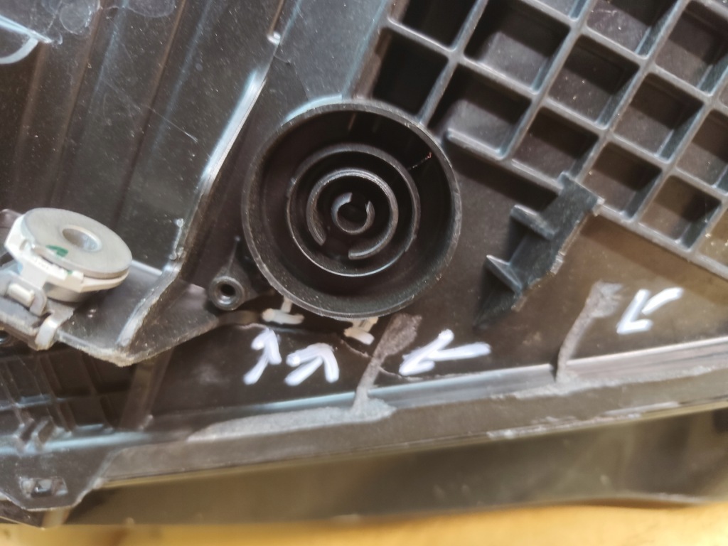 Фара перед правий bmw x1 f48 рестайлінг  full led 6311 5a01172-02 в Україні