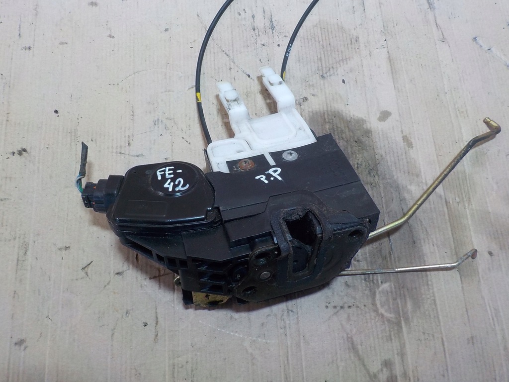 фото №1, Замок правое передние дверь santa fe 05r.