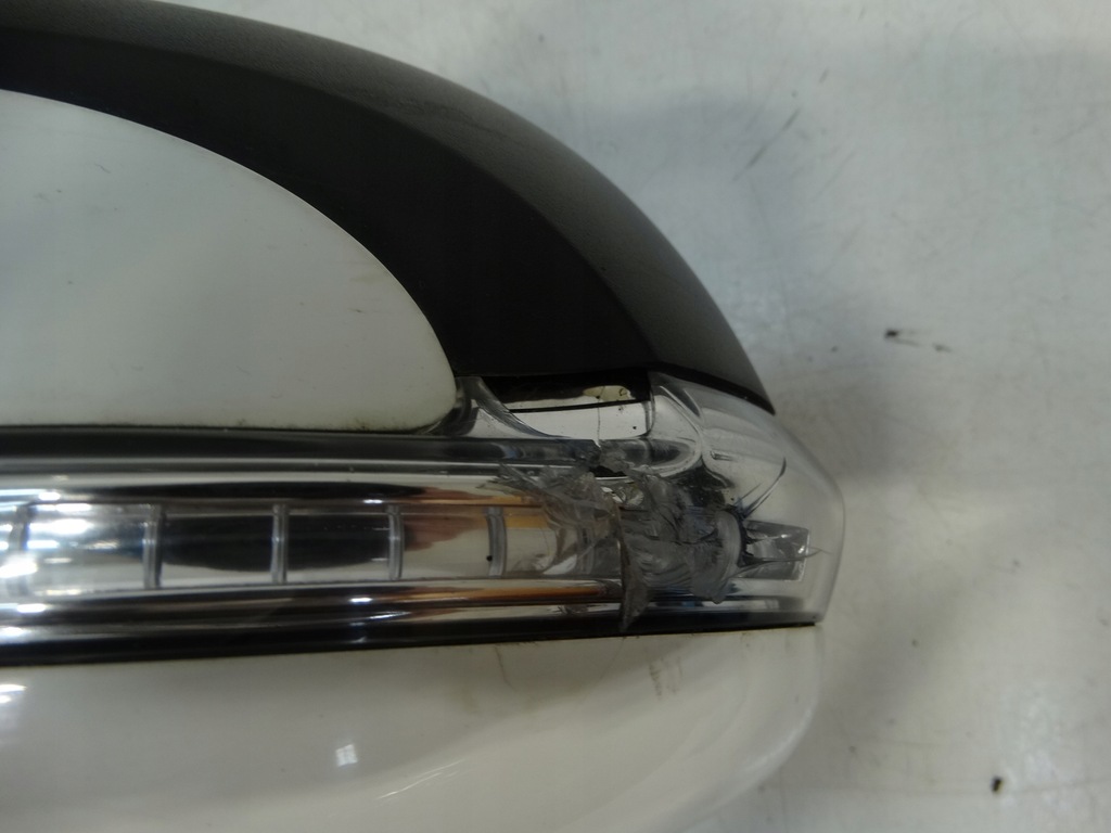 фото №10, Зеркало правое kia carens iv 10pin s87620-a4120 eu