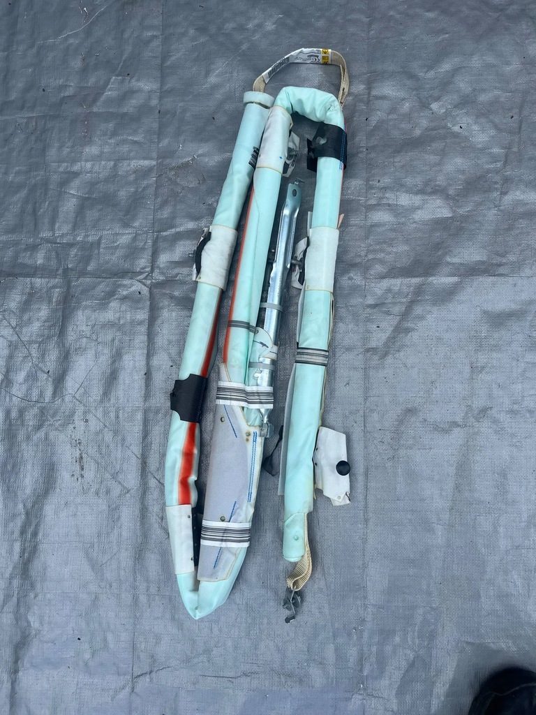 фото №1, Jeep cherokee kl шторка безопасности правая 2018-