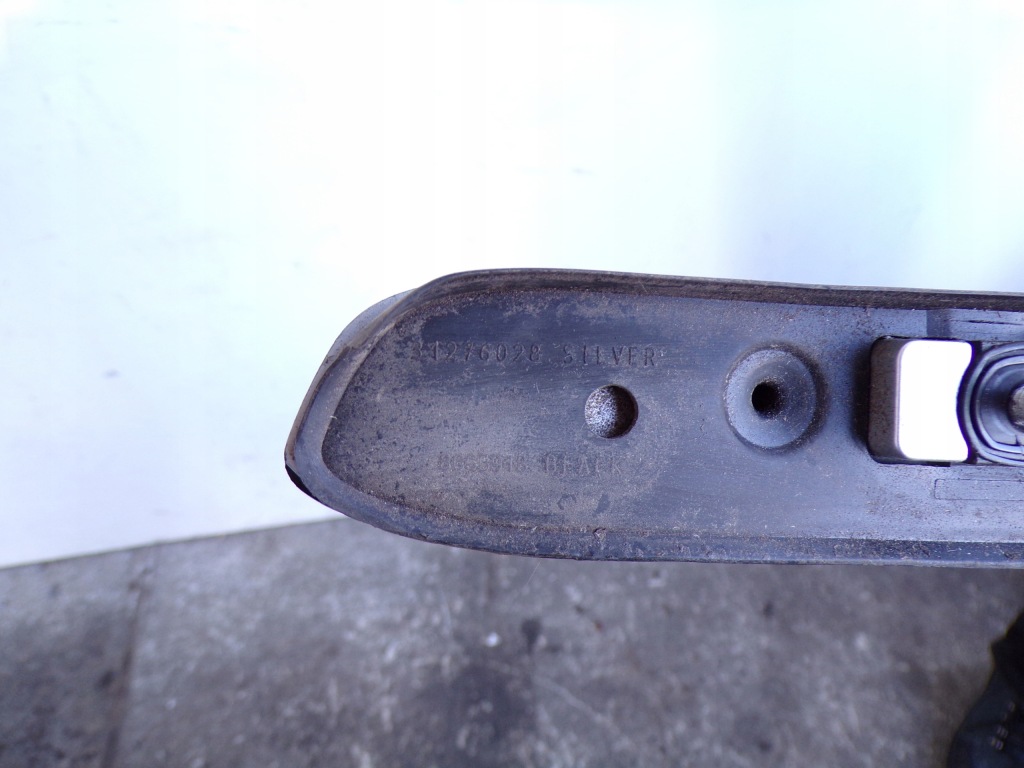 Рейлинг крышный левое  volvo v70 3 31276028 с Разборки