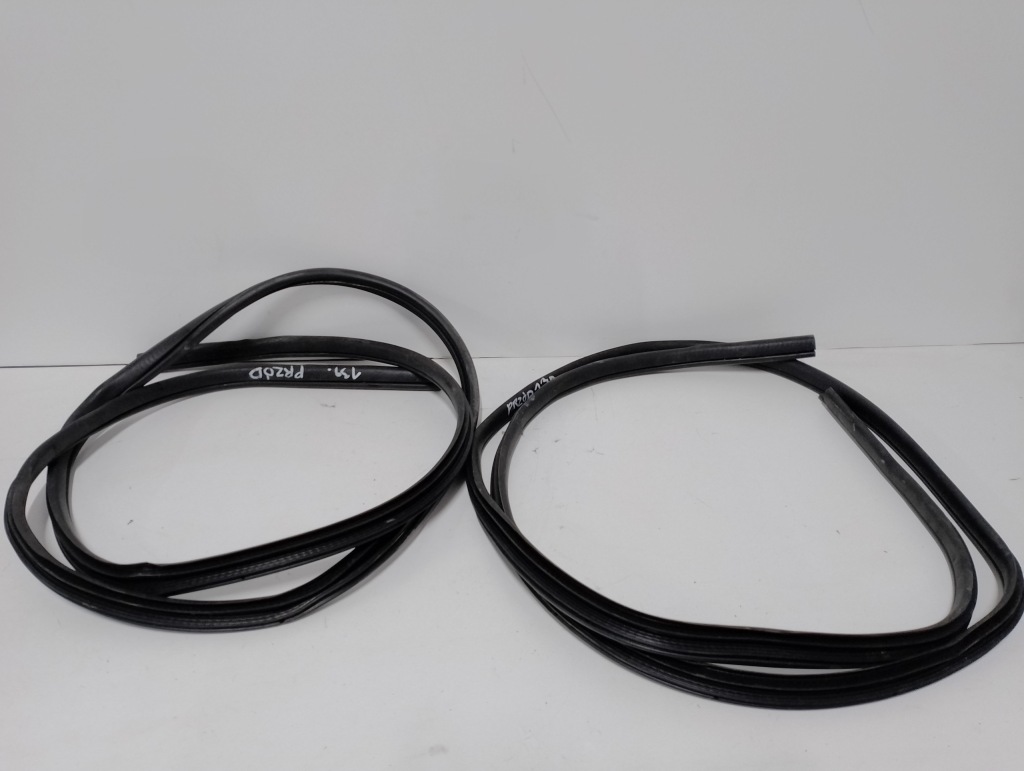 фото №1, Nissan micra v k14 прокладка кузовна двері перед передніх