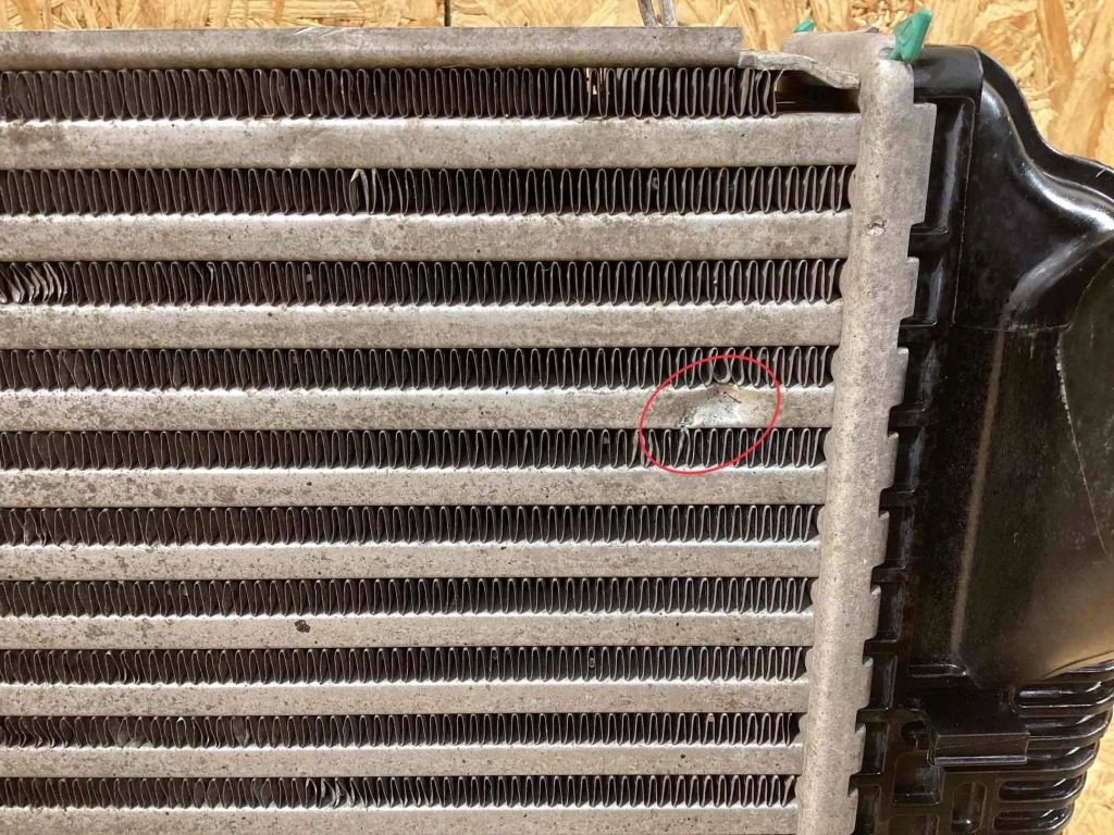 Porsche panamera 971 2017- радиатор воздуха / интеркулер в Украине