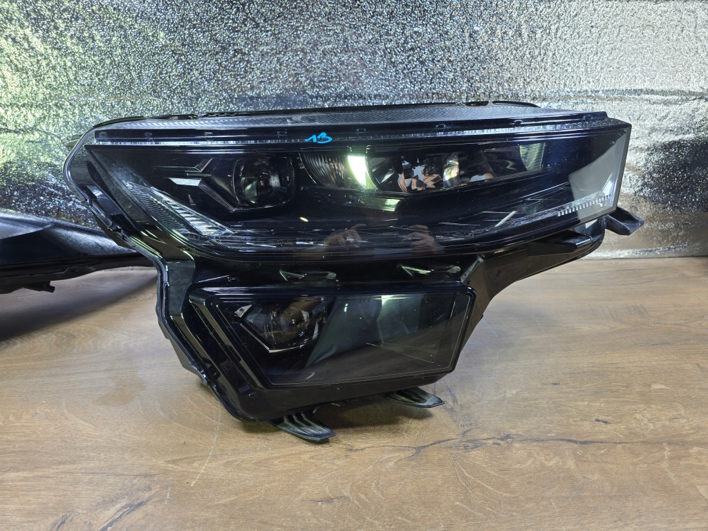 фото №1, Skoda kodiaq lift лампа перед передня права led 566941036