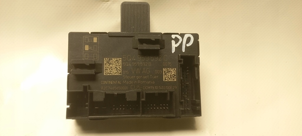 фото №1, Модуль блок управления дверь правый перед vw passat b8 golf rapid octavi 5q4959392c