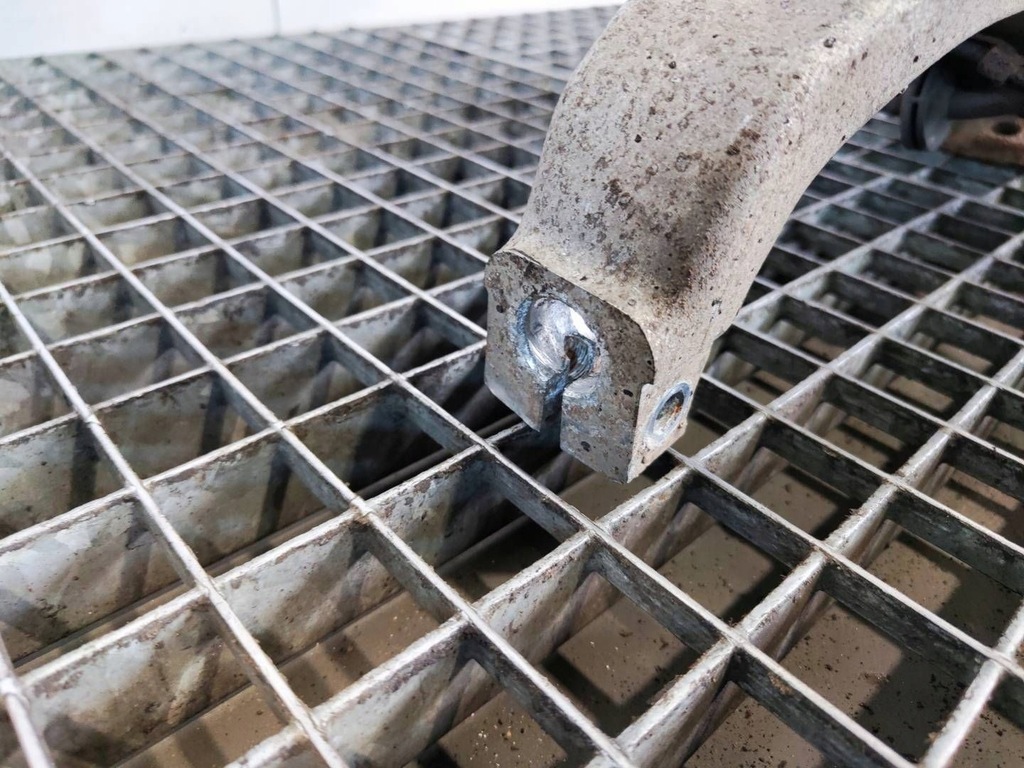 фото №7, Поворотный кулак левый перед передняя левая bmw 7 f01 f02 f03 f04 3.0 d n57d30a