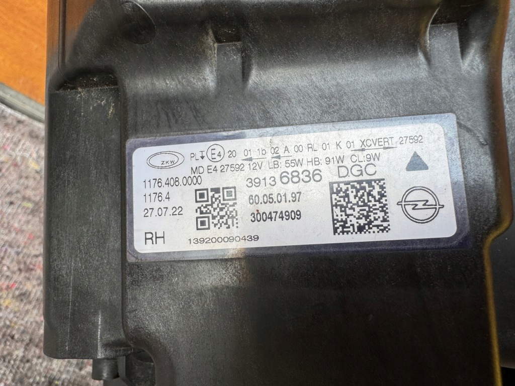 Opel insignia 2 b рестайлинг  20- full led lux фара передняя правый  39136836 Недорого