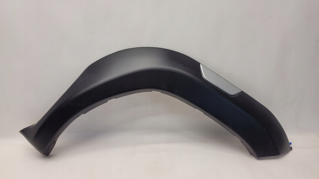 фото №1, Toyota hilux viii lift молдинг крыло правая перед