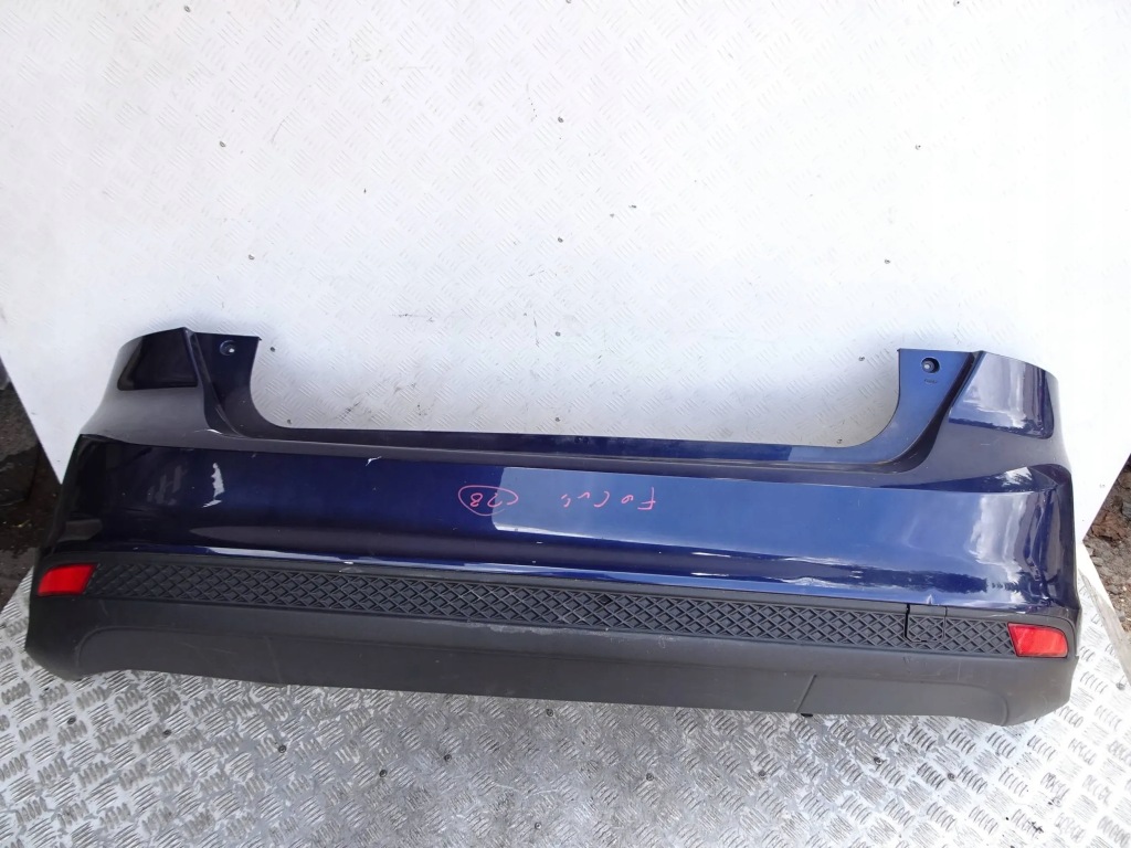 Купити Бампер задня ford focus mk3 ib hb