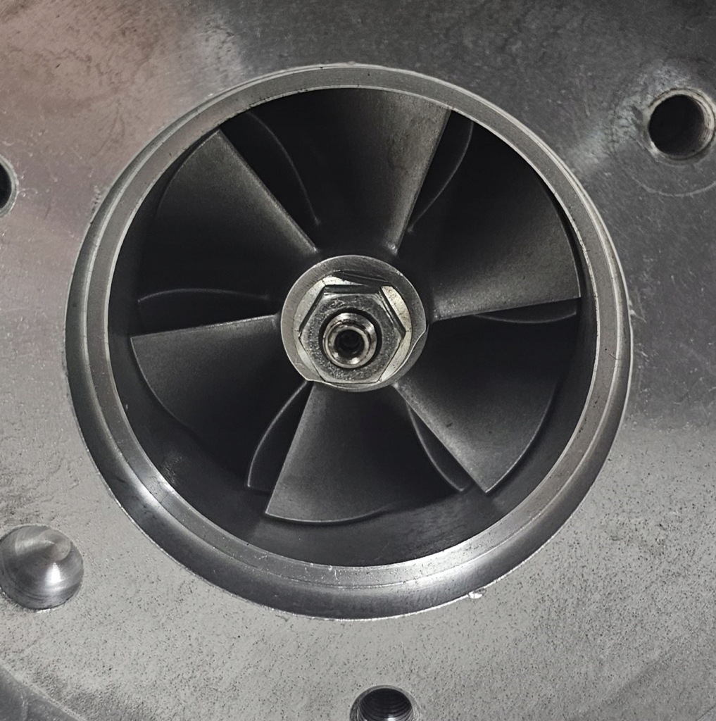 фото №8, Турбина турбонагнетатель bmw e82 e88 e90 e91 e92 e93 e89 e60 e61 3.0 бензин