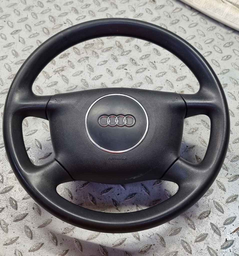 фото №1, Audi повітропровід чотирипроменева з подушка подушка безпеки