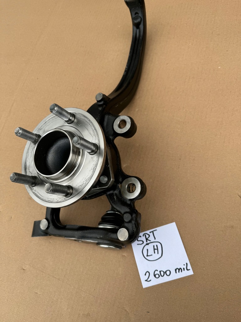 фото №10, Dodge challenger charger srt передня ліва поворотний кулак 2015+